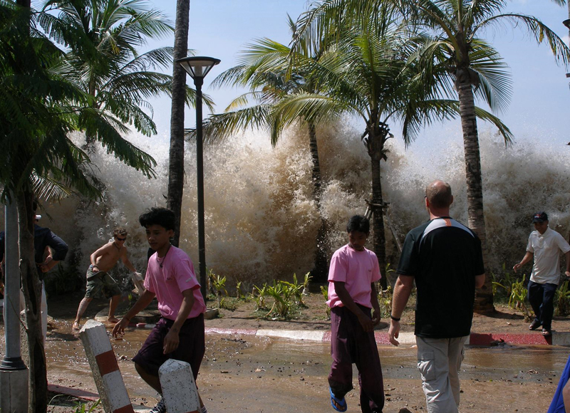 Wanha kunnon tuhoa yllä oleva kuva (aka Kassun lempifoorumipeli) - Sivu 6 2004-tsunami