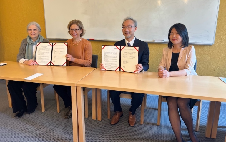Monika Gänssbauer, Elisabeth Wåghäll Nivre, Vincent Yao and Stacy Huang at a ceremony on 10 May.