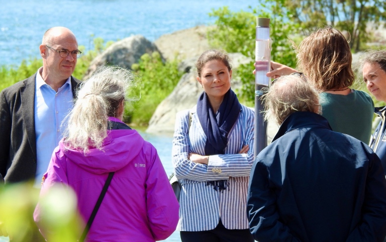 Östersjöcentrums vetenskapliga ledare Christoph Humborg och kronprinsessan Victoria