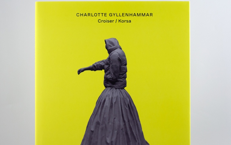 Omslaget av katalogen Charlotte Gyllenhammar Croiser/Korsa