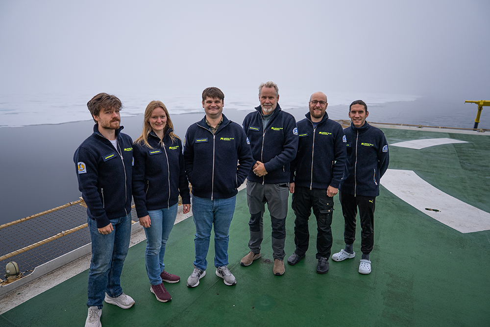 Research team onboard Oden