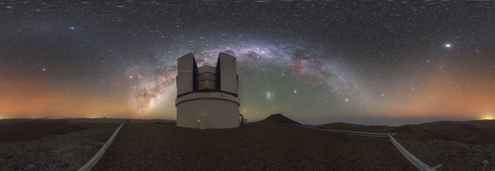 Analysis of starlight through the atmosphere. Image credit ESO/M. Kornmesser.
