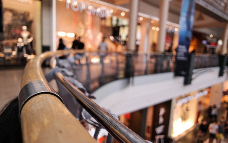 Retail. Shopping center photo.