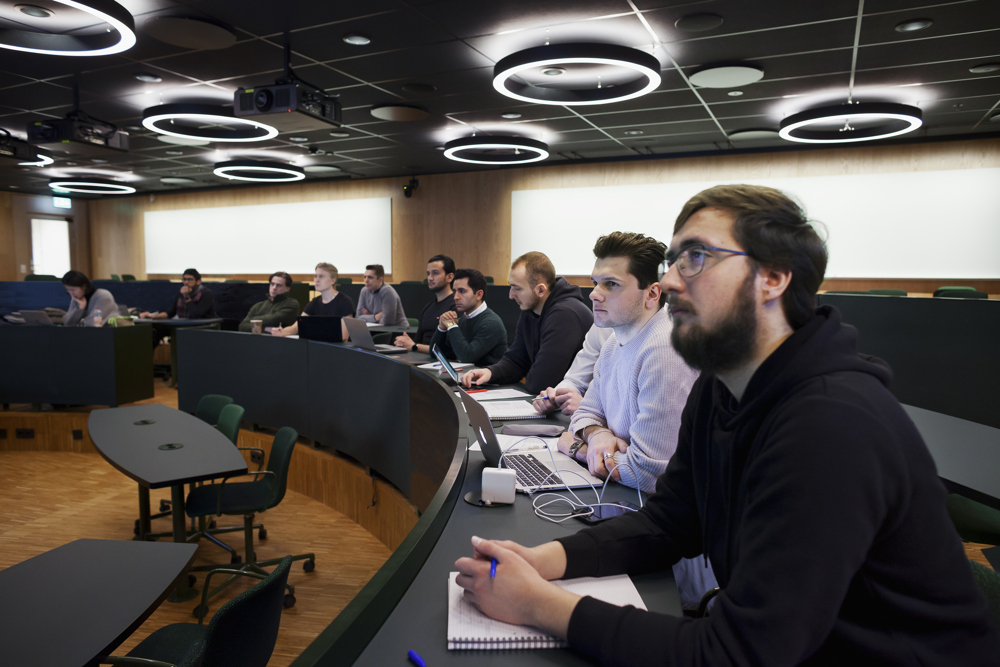 Lecture in Albano.