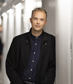 Jakob Ahlbom.