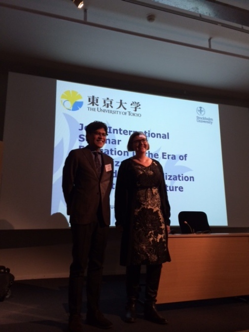 Associate Professor Yuto Kitamura and Vice-Chancellor Astrid Söderbergh Widding