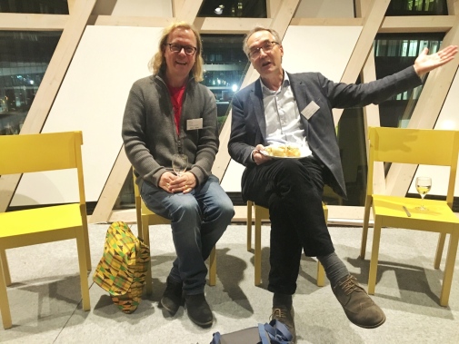 Gunnar Andersson and Bo Malmberg initiating new research collaborations.