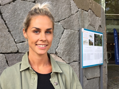 Natalie, lärarstudent Natalie, lärarstudent
