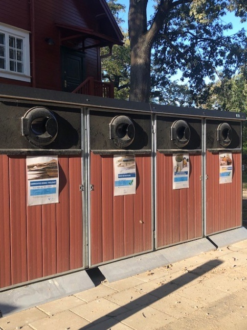 Recycling containers at Trädgårdsvillan
