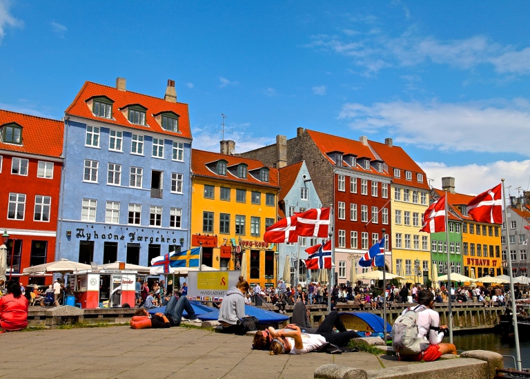 Nyhavn i Köpenhamn. Foto: Micke Pettersson MostPhotos