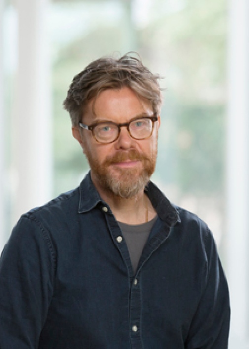 Foto på Peter Skogman Thoursie, professor i nationalekonomi.