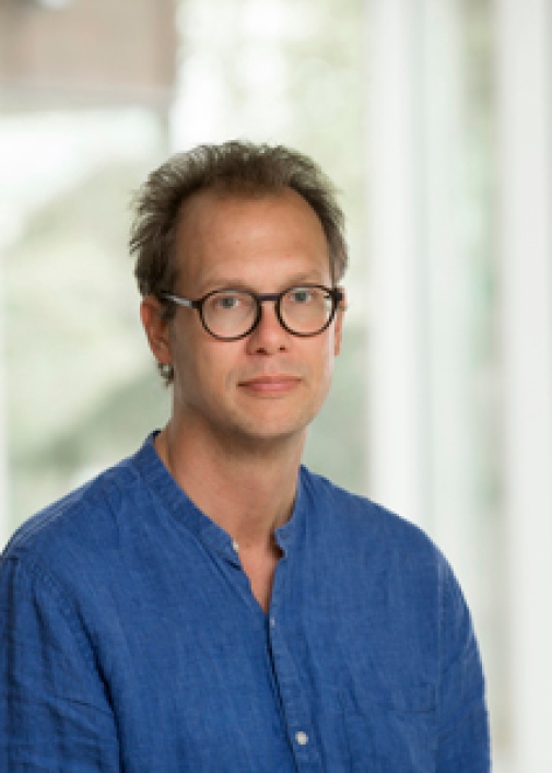 Foto på Jonas Vlachos, professor i nationalekonomi.