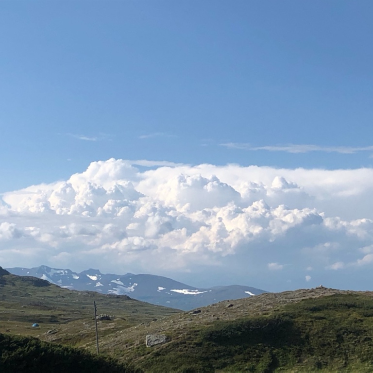 Mountains and clouds. Photo: Ingrid Eronn