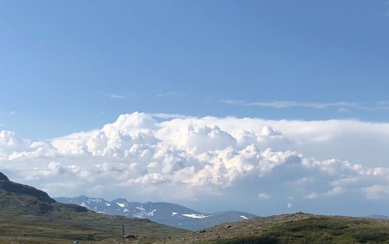 Mountains and clouds. Photo: Ingrid Eronn