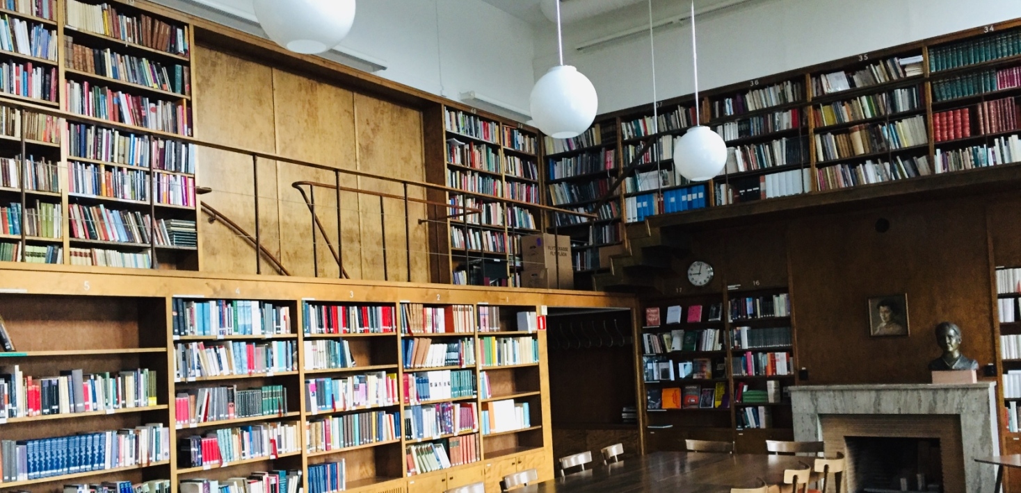 Biblioteket i Manne Siegbahnhusen.