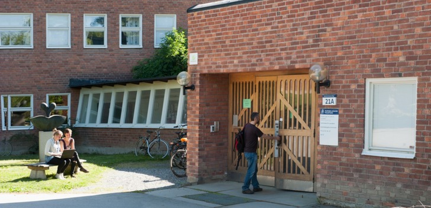 Barn- och ungdomsvetenskapliga institutionen, Svante Arrhenius väg 21 A