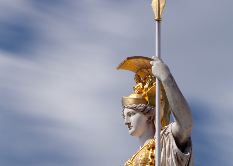 Athena, gudinna i grekisk mytologi, symbol för lag och rätt