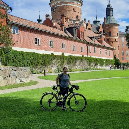 Milena Podolšak på cykeltur till Mariefred.