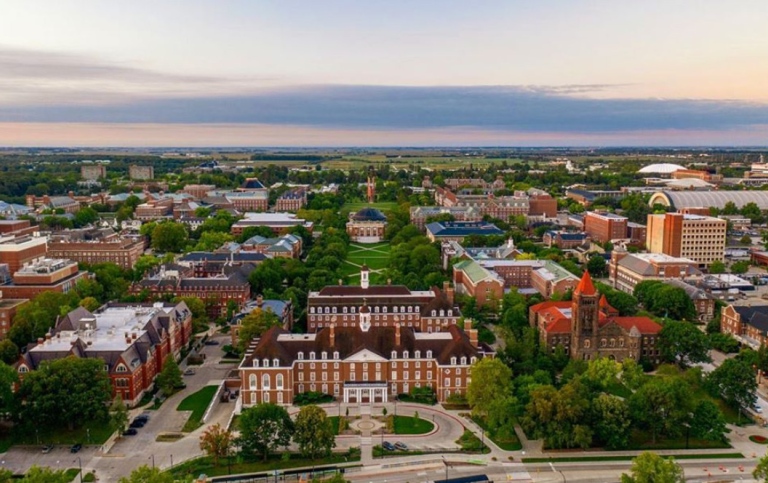 University of Illinois at Urbana Champaign, USA (Photo: Instagram @illinois1867)