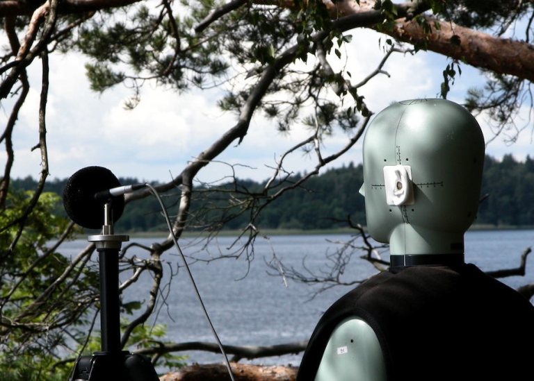 Ljudas at the lakeside. Photo: Östen Axelsson.