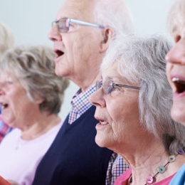 Elderly people singing in choir. Photo: GettyImages