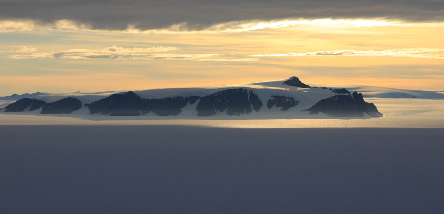 Nunatak i Antarktis