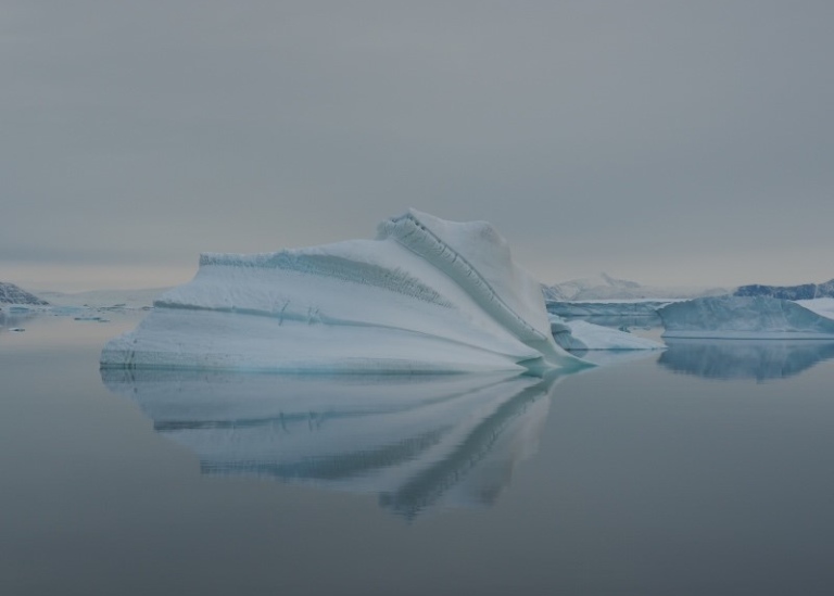 Ocean with iceberg. Photo: Johan Nilsson/Stockholm University