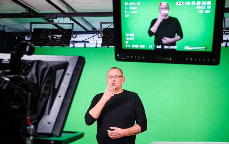  nspelning av teckenspråkslexikon med Thomas Björkstrand. Foto: Lena K Johansson