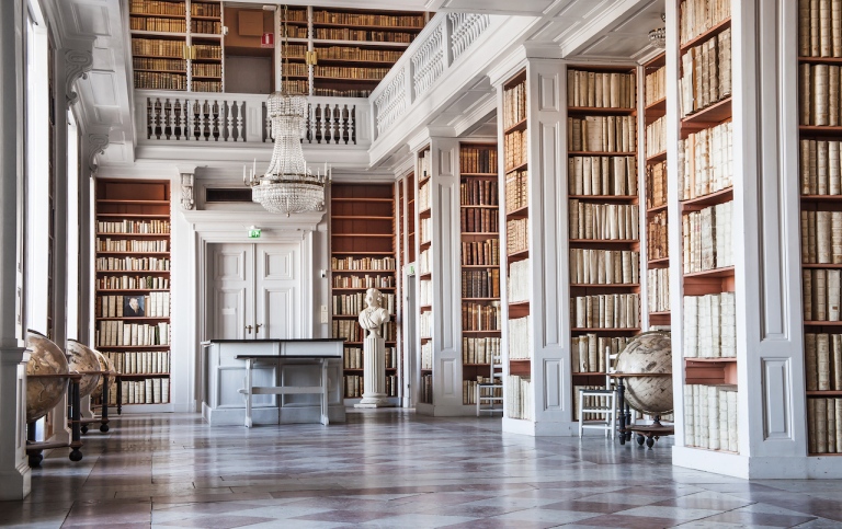 Genrebild: Universitetsbiblioteket i Uppsala som bl a innehåller Gustav III:s privata arkiv