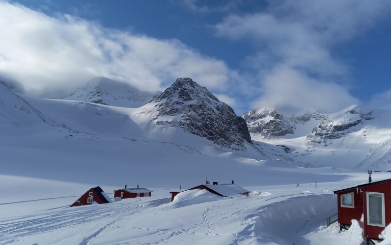 Tarfala Research Station April 2022. Photo Nina Kirchner.