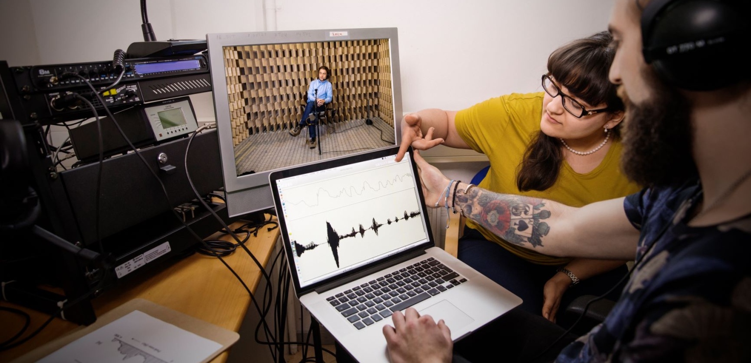 The Phonetics Laboratory at the Department of Linguistics. Photo by Johnér bildbyrå