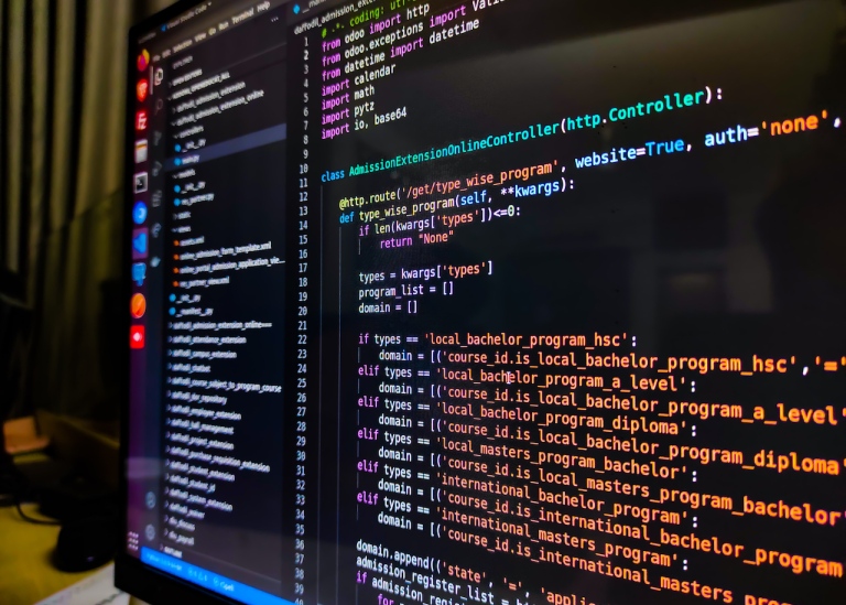 Genre photo: a computer screen with text in colors, illustrates research in language technology