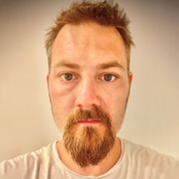 B Eric Gustafsson