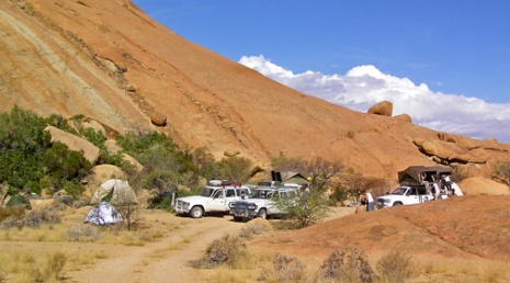 Stockholmsstudenter på fältarbete i Namibia.