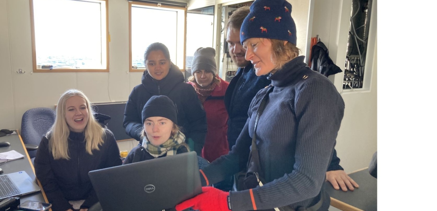 Oceanography class. Photo: Michaela Lundell/Stockholm University