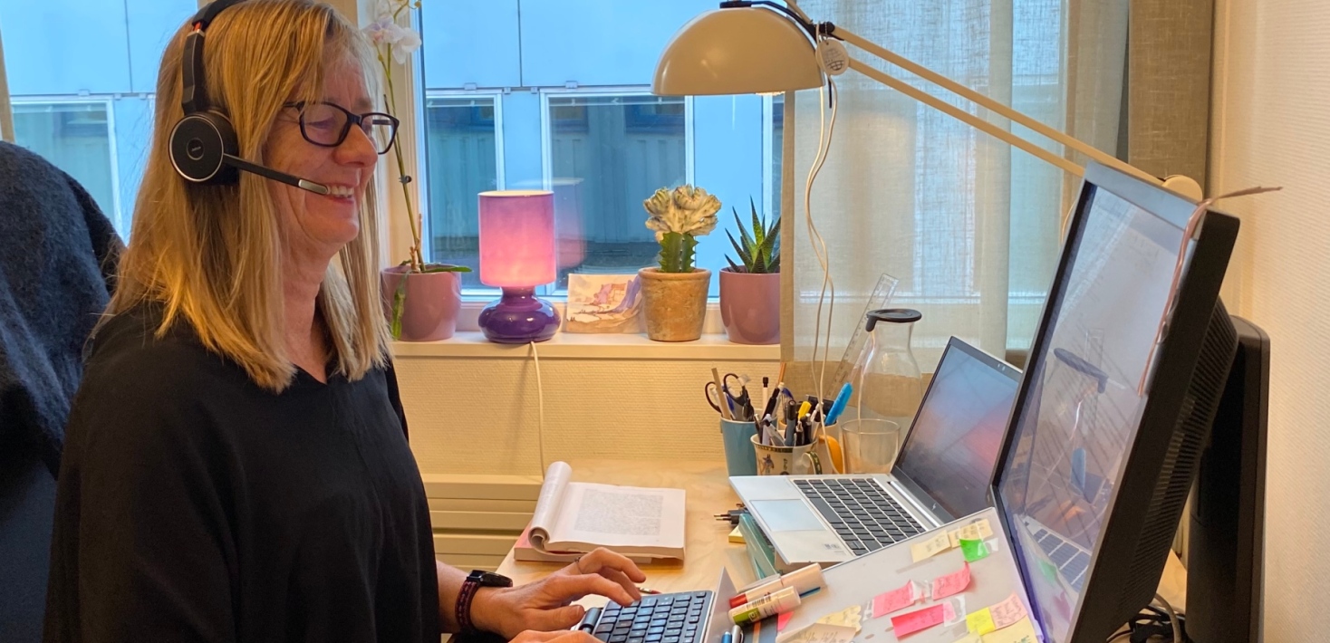 Monica Lindvall håller digital träff med lärare