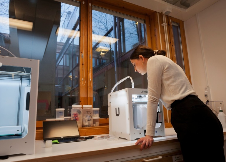 Researcher in lab