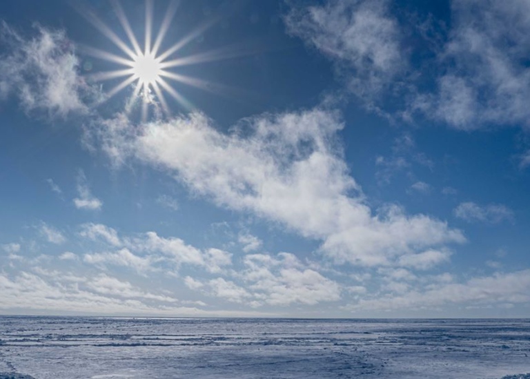 Arctic ocean, sky and sun. Photo: Michael Tjernström/MISU/Stockholm University