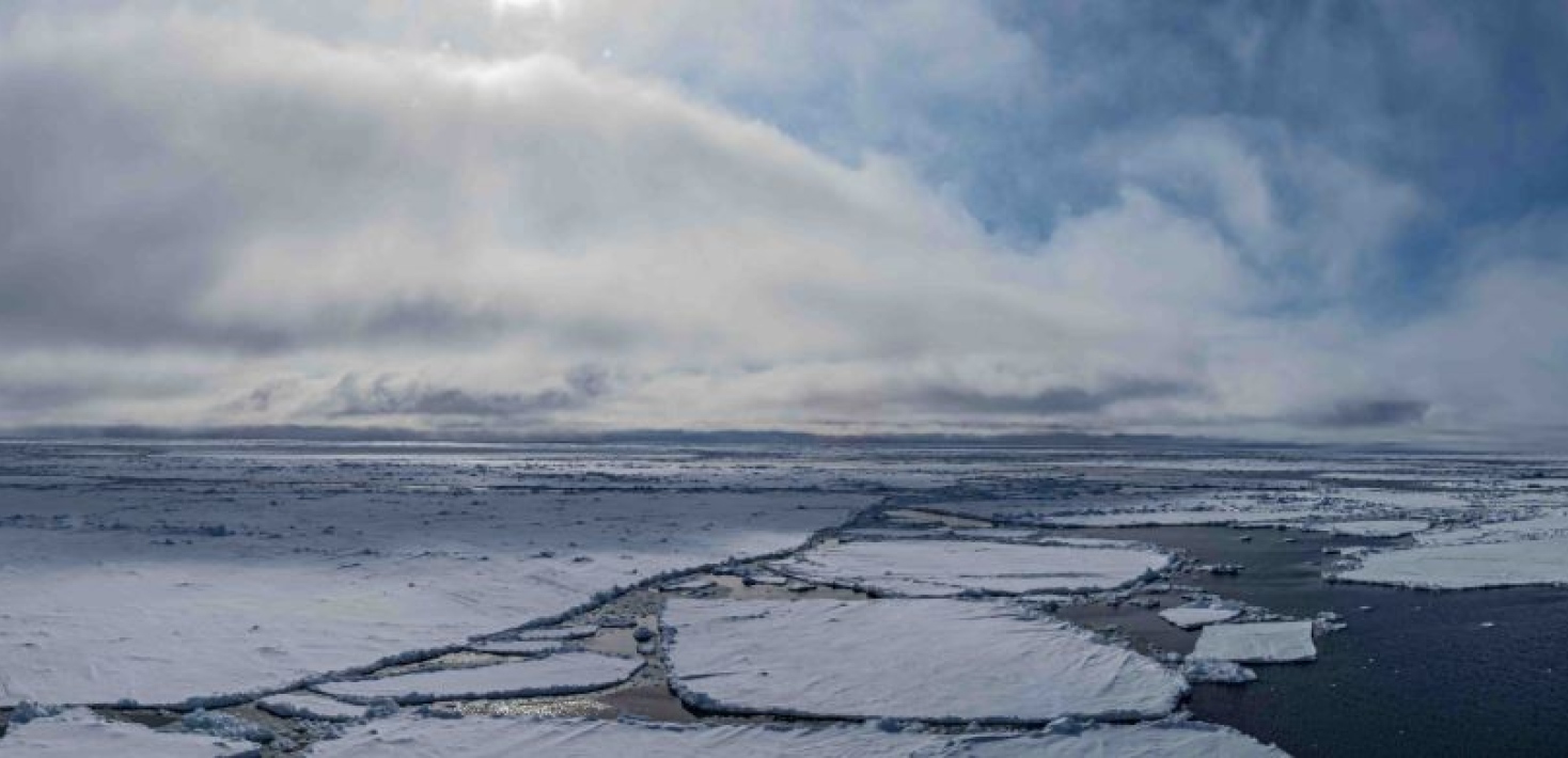 Panorama over sea ice. Photo: Michael Tjernström/MISU/Stockholm University.
