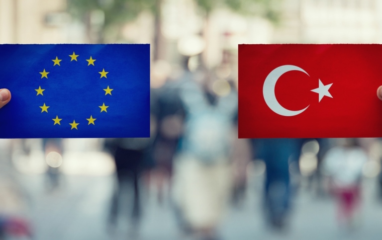Turkey and EU Flags photo: Bulat Silvia, Mostphotos