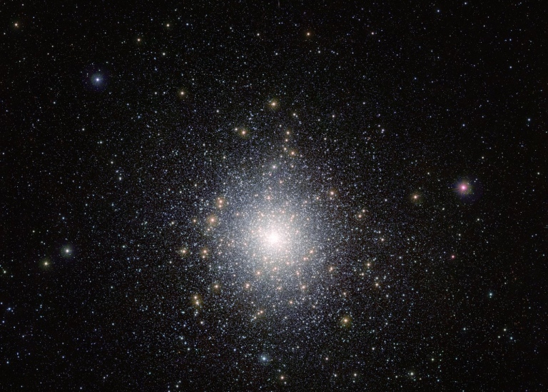 Stars in the globular cluster 47 Tucanae