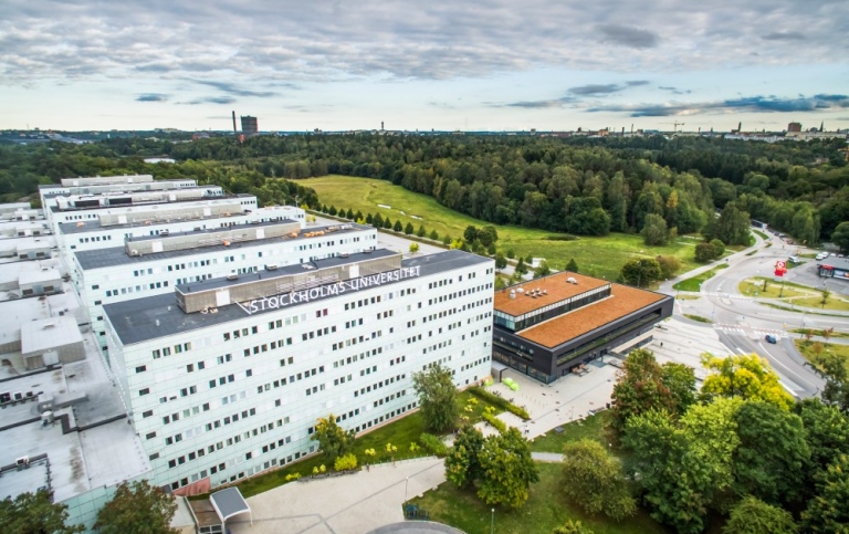 Drönarvy över Södra huset och Studenthuset