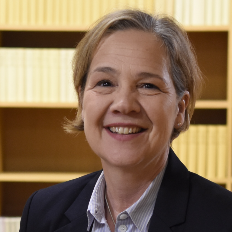 Professor Beáta Megyesi