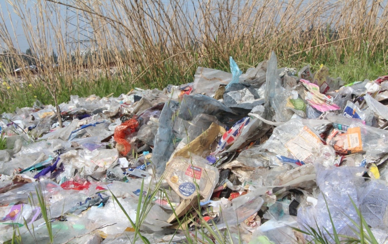 Plastavfall i Tukiet, foto: © Caner GUEVERA / Greenpeace