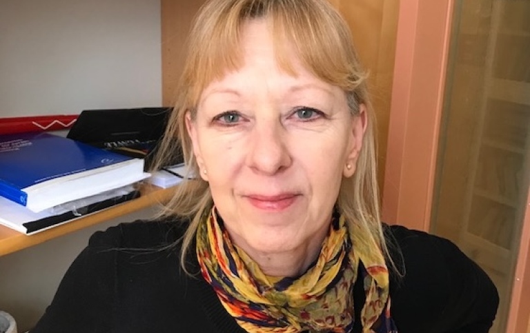 Sonja Blomquist i sitt kontor
