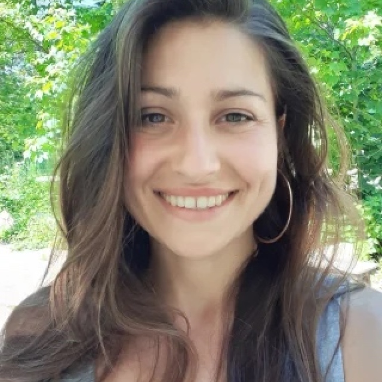 Melina Tsapos, portrait