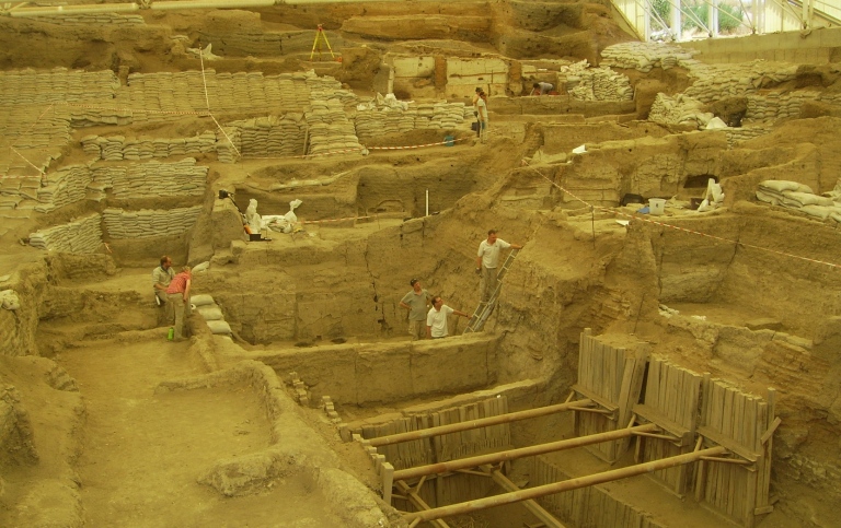Dig in Çatalhöyük