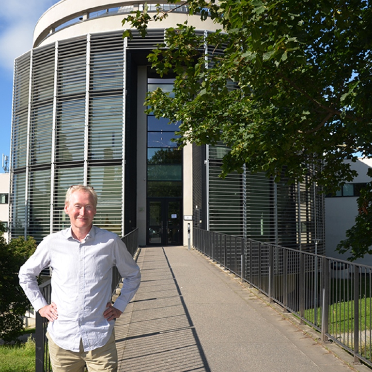 Professor in Experimental Condensed Matter Physics with focus on mesoscopic phenomena