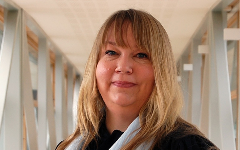 Foto: Rebecca Gustafsson Aplehag. Anneli Hippinen Ahlgren, porträtt.