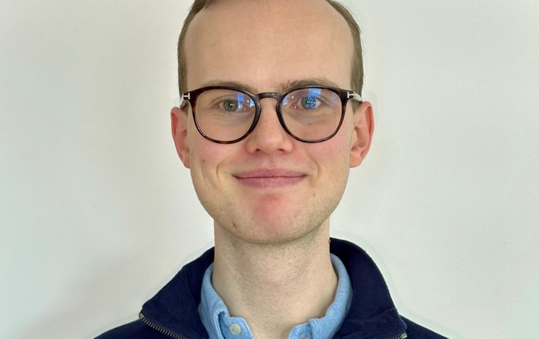 Porträttfoto på Johan.